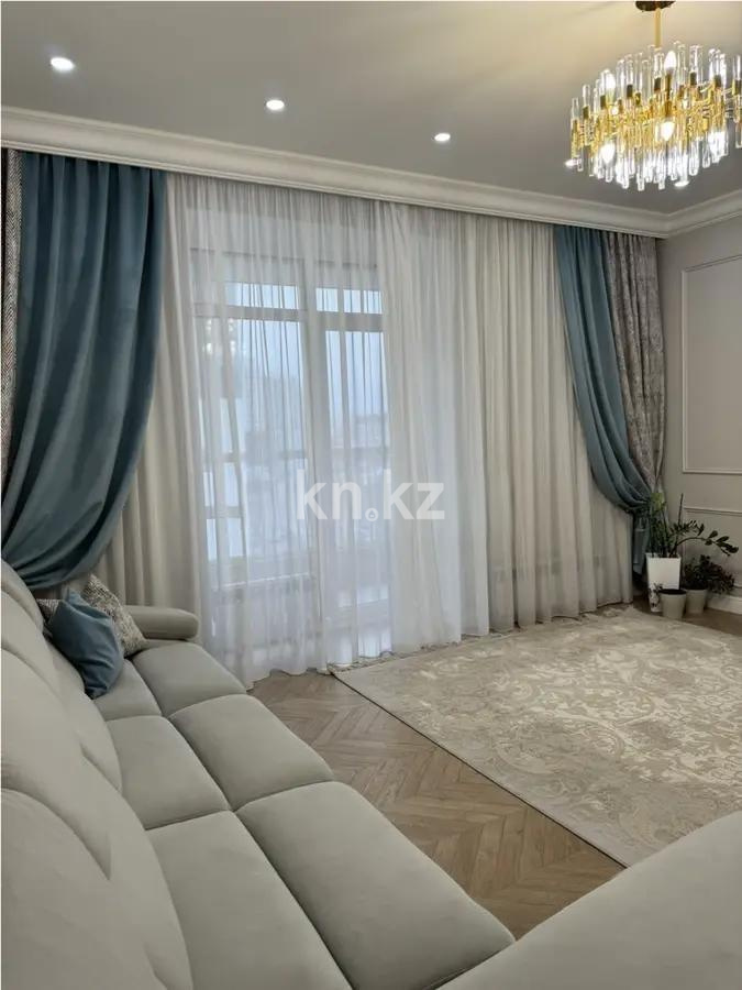 Продажа 4-комнатной квартиры, 125 м², ул. Айтеке би, дом  14 в Астане