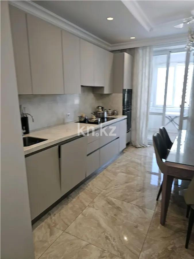 Продажа 3-комнатной квартиры, 139 м², ул. Кунаева, дом  14 в Астане - фото 4