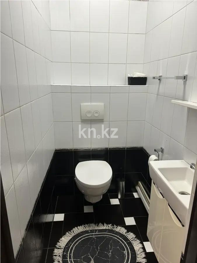 Продажа 2-комнатной квартиры, 70.2 м² в Алматы - фото 5
