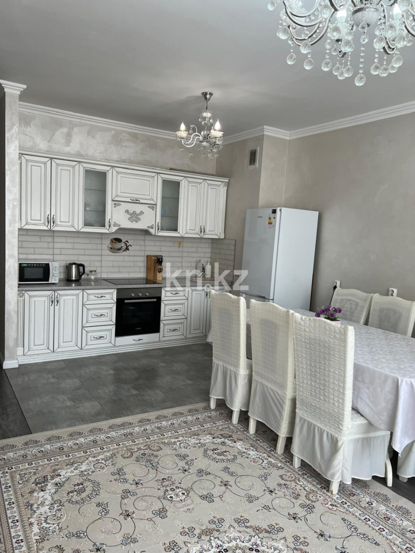 Аренда 3-комнатной квартиры посуточно, 3073 м², ул. Навои, дом  208/6 - ул. Торайгырова - Аренда  трехкомнатных квартир посуточно в Алматы фото 4 из 12