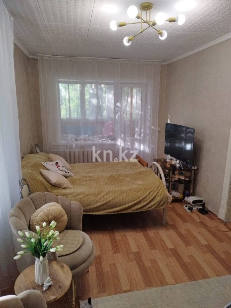 Продажа 1-комнатной квартиры, 32 м², ул. Западная, дом  93 - Продажа квартир в Караганде фото 1 из 33