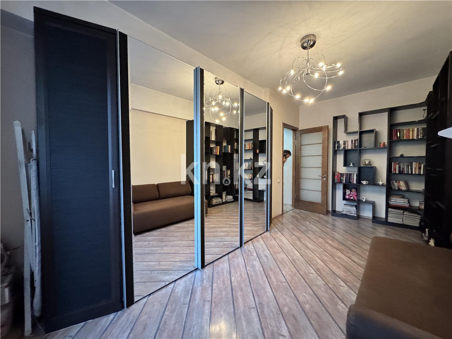 Продажа 3-комнатной квартиры, 66.2 м², ул. Абая, дом  26 - Продажа квартир в Караганде фото 17 из 23