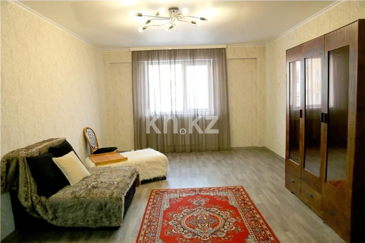 Продажа 3-комнатной квартиры, 116 м², ул. Толе би, дом  273а - Продажа квартир в Алматы фото 1 из 12