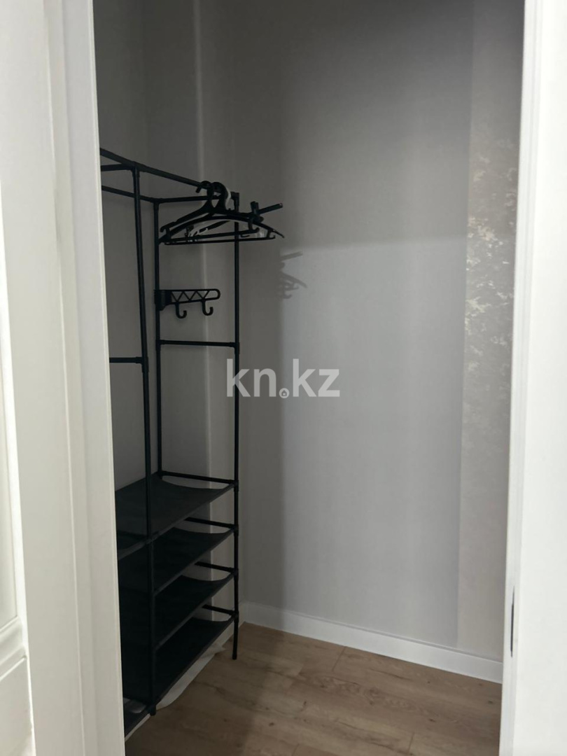 Продажа 2-комнатной квартиры, 60 м², ул. Букетова, дом  3/3 в Караганде - фото 6