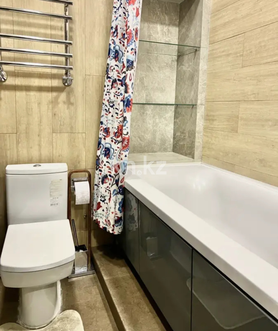 Аренда 2-комнатной квартиры, 70 м², Аль фараби, дом  21 - ул. Катаева - Аренда жилой и коммерческой недвижимости в Алматы фото 11 из 12