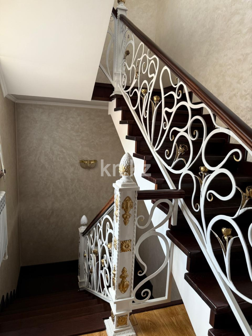 Продажа 5-комнатного дома, 300 м², ул. Космонавтов - Продажа домов, коттеджей в Караганде с фото фото 24 из 33