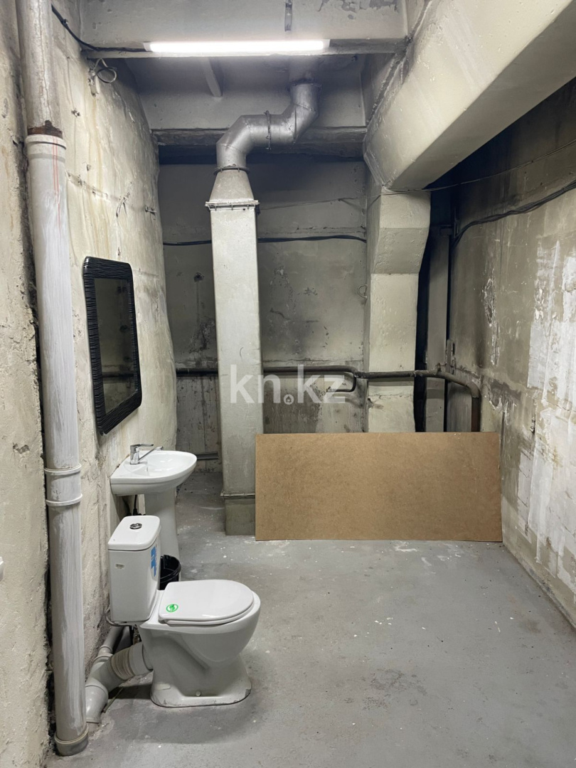 Аренда , ул. Жарокова, дом  210 - Аренда офисных и торговых помещений в Алматы фото 4 из 4