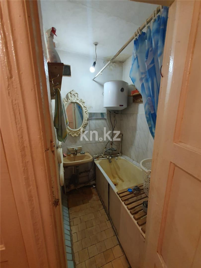 Продажа 3-комнатной квартиры, 54 м², ул. Пичугина в Караганде - фото 10