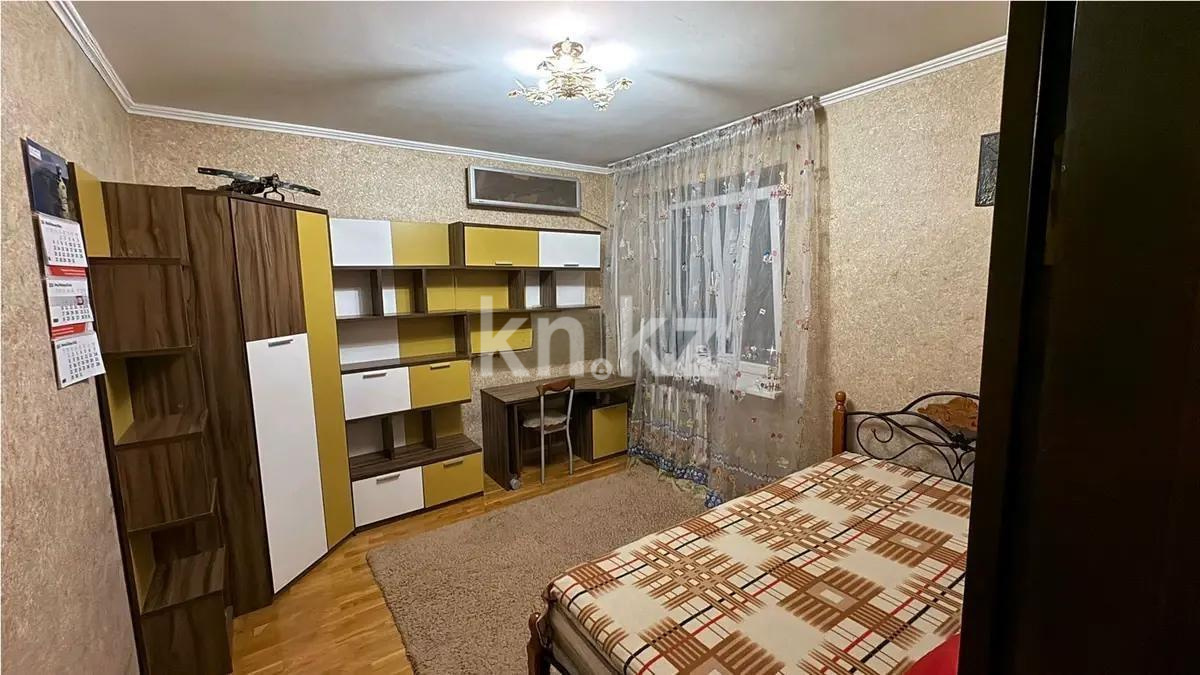 Продажа 3-комнатной квартиры, 75 м², мкр-н Самал-1, дом  33 в Алматы
