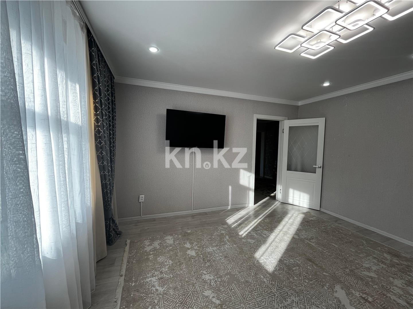 Продажа 5-комнатной квартиры, 107 м², мкр-н Голубые Пруды - Продажа квартир в Караганде фото 3 из 24