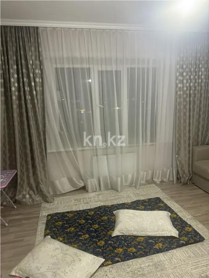 Продажа 1-комнатной квартиры, 40 м², мкр. Шапагат, дом  7 - Продажа  однокомнатных квартир в Караганде без посредников фото 1 из 3