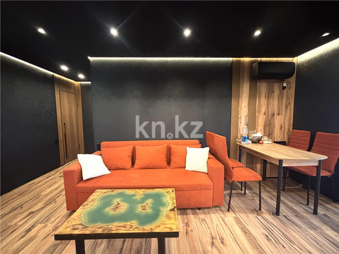 Продажа 3-комнатной квартиры, 65 м² - Продажа квартир в Караганде - страница 3 фото 1 из 18