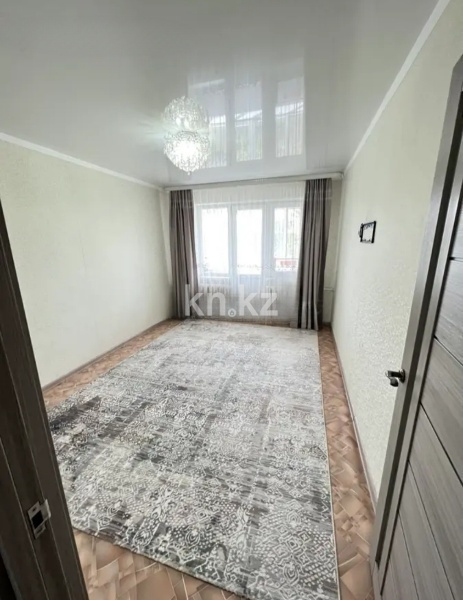 Продажа 2-комнатной квартиры, 47 м², ул. Курмангазы - Продажа жилой и коммерческой недвижимости в Уральске фото 1 из 11