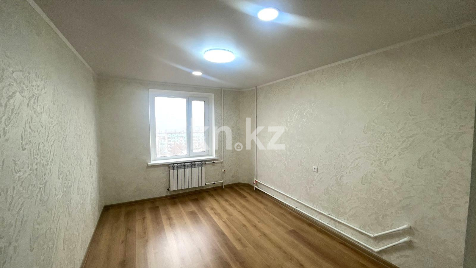 Продажа 4-комнатной квартиры, 106 м², мкр. 8-й мкр. - Продажа квартир в Темиртау фото 2 из 14