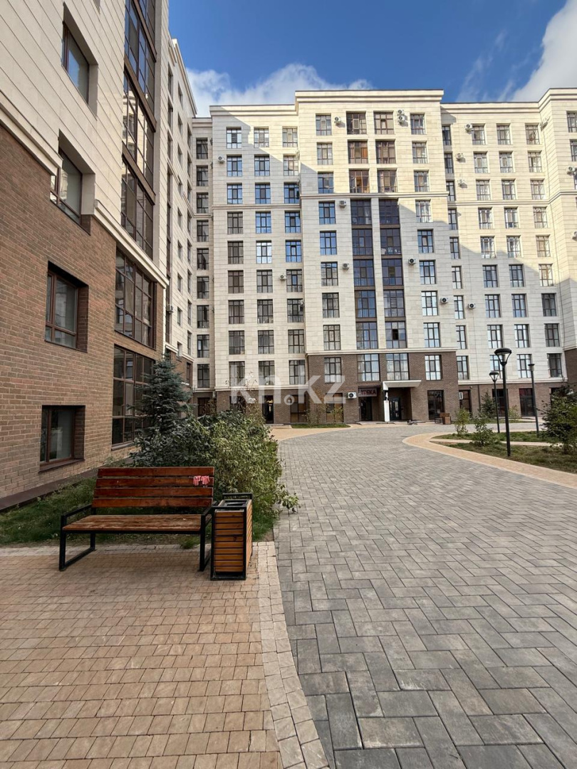 Продажа 4-комнатной квартиры, 140 м², ул. Бокейхана, дом  3б - Керей Жанибек Хандар в Астане - фото 17