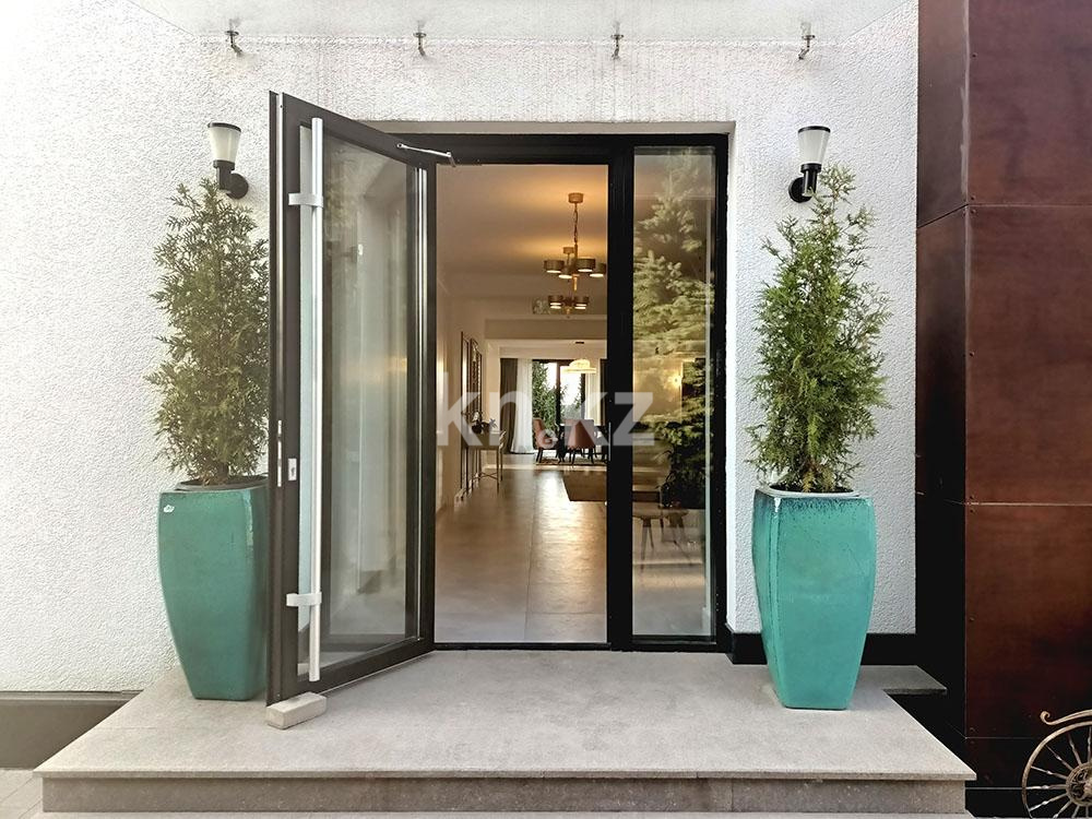 Аренда 9-комнатного дома, 1000 м², мкр-н Юбилейный - Аренда домов в Алматы фото 4 из 20