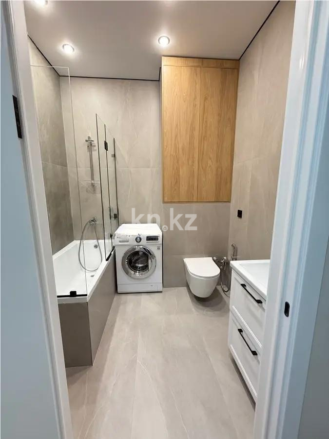 Продажа 3-комнатной квартиры, 98 м², ул. Бектурова, дом  1/2 в Астане - фото 5