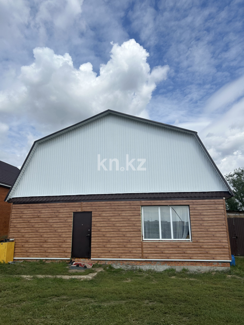 Продажа 5-комнатного дома, 150 м², мкр-н Юбилейный, дом  166/2 - Продажа домов, коттеджей в Казахстане фото 1 из 2