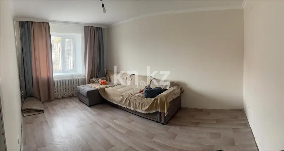 Продажа 3-комнатной квартиры, 76 м², ул. Азербаева, дом  4/1 - Продажа  трехкомнатных квартир в Астане без посредников фото 1 из 6