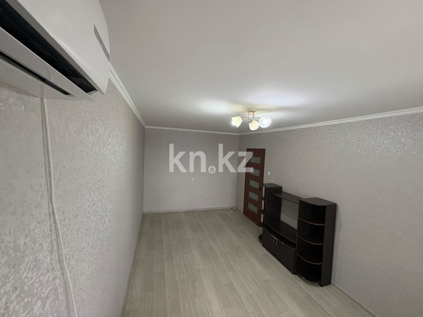 Продажа 2-комнатной квартиры, 47.9 м² - Продажа квартир в панельном доме в Уральске фото 2 из 13