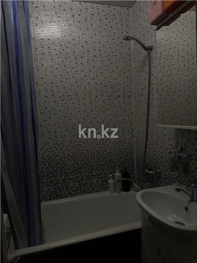 Продажа 2-комнатной квартиры, 42.8 м², ул. 13-й Военный городок, дом  12 в Алматы - фото 2