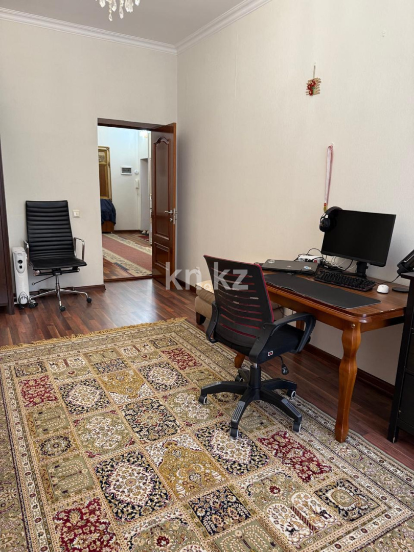 Продажа 3-комнатной квартиры, 130 м², ул. Достык, дом  1 - Казакрадиосы в Астане - фото 6