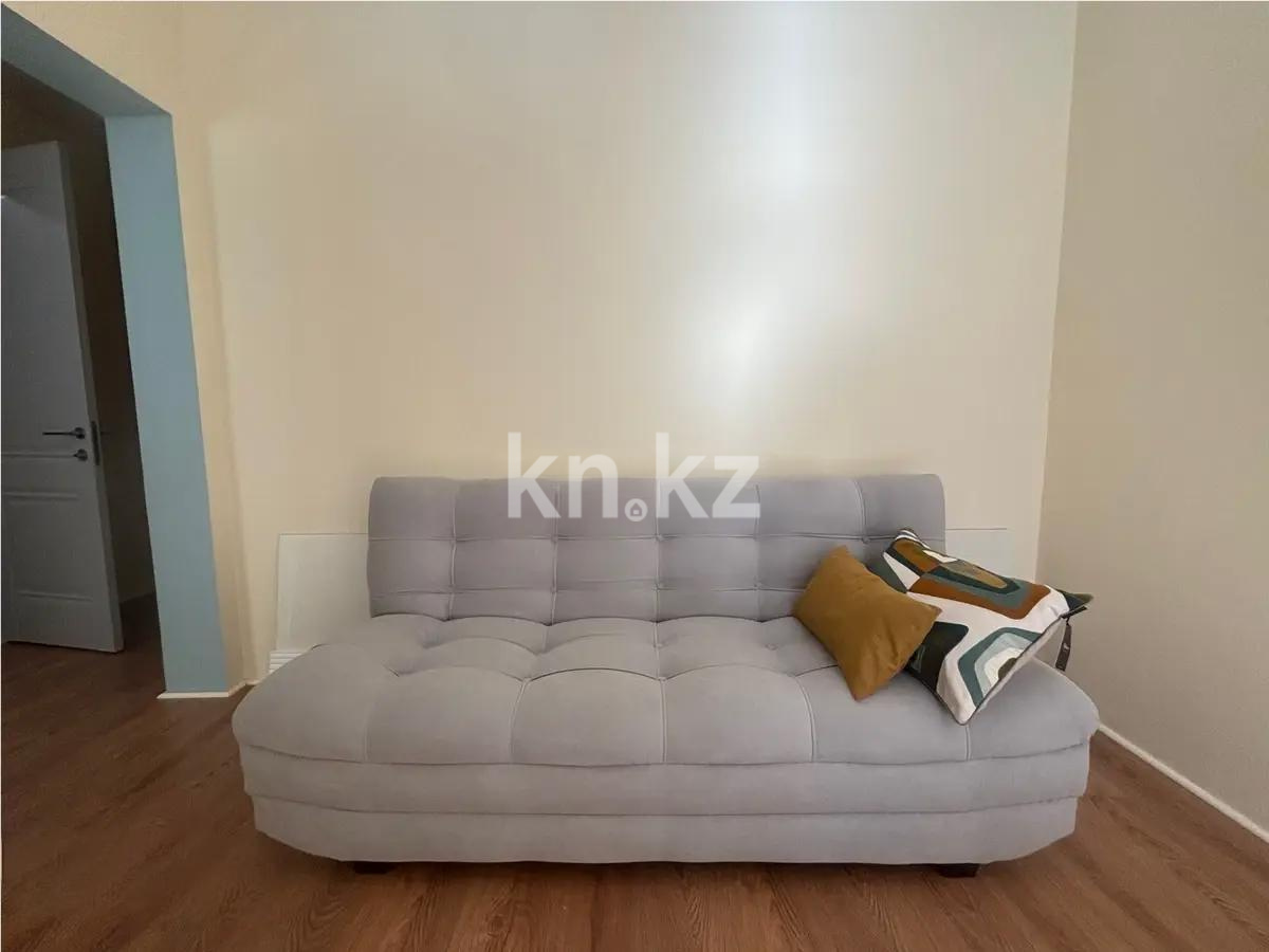 Продажа 1-комнатной квартиры, 40 м², пр. Райымбека, дом  210/7 - Продажа квартир в Алматы без посредников с фото фото 1 из 5
