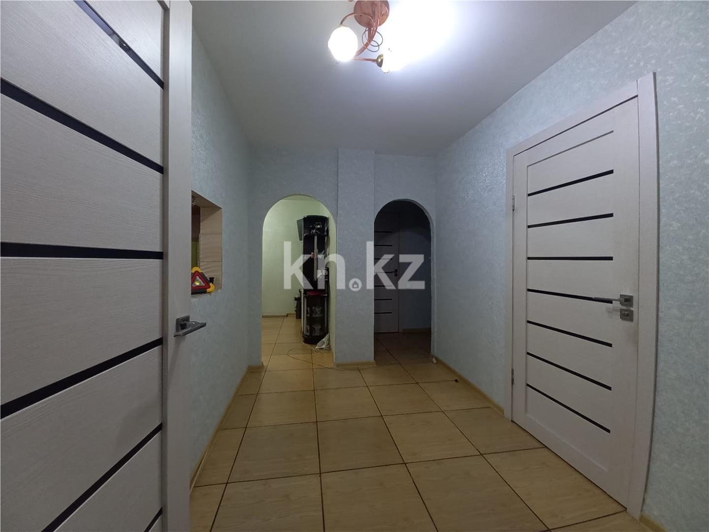 Продажа 4-комнатной квартиры, 92 м², ул. Торайгырова - Продажа  четырехкомнатных квартир в Астане с фото фото 10 из 12