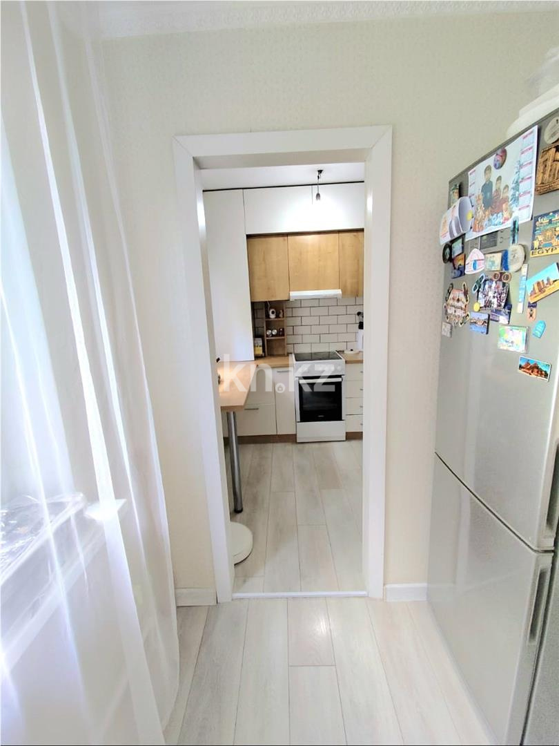 Продажа 3-комнатной квартиры, 60 м², ул. Язева - Продажа  трехкомнатных квартир в Караганде фото 9 из 14