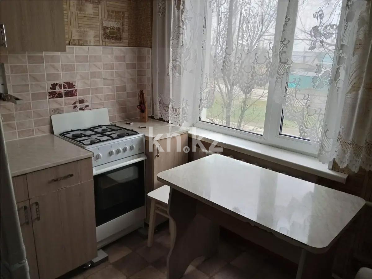 Продажа 2-комнатной квартиры, 41 м² в Шахтинске - фото 3