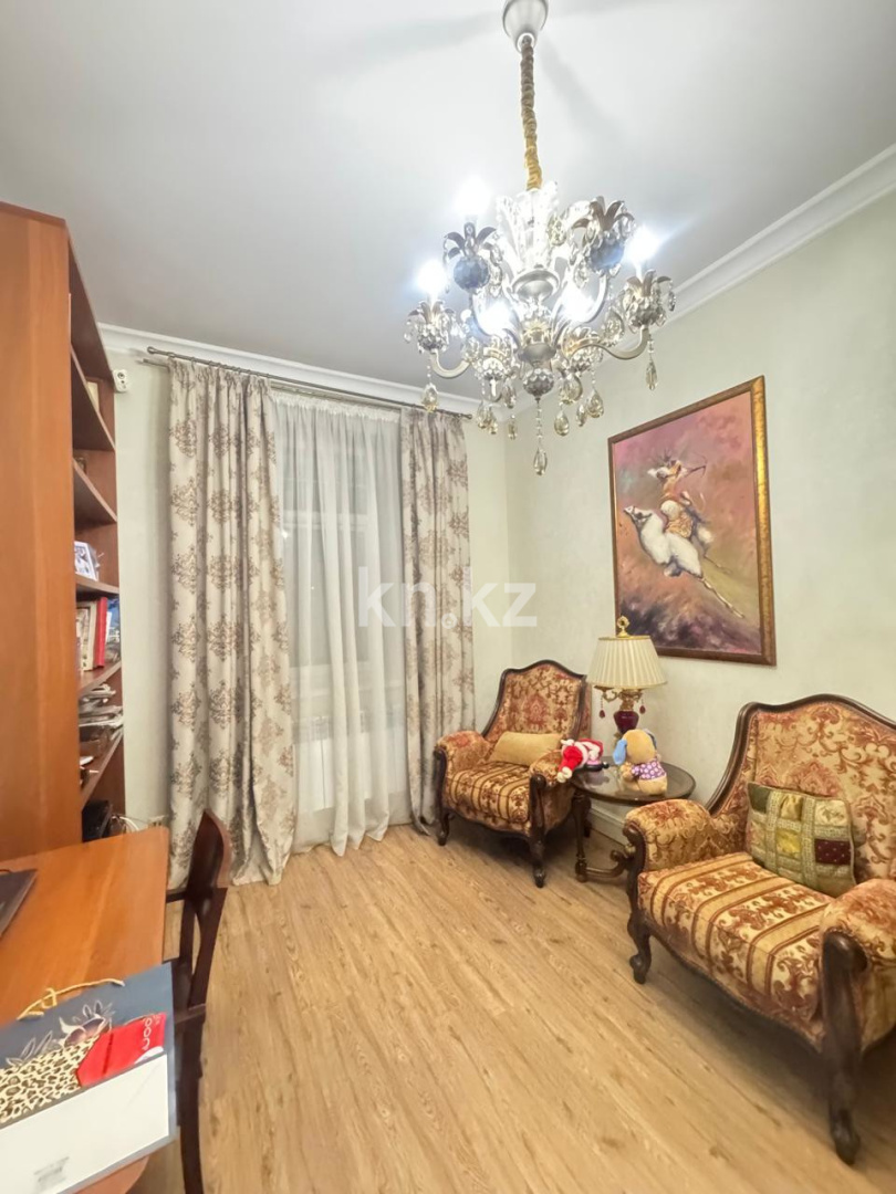 Продажа 6-комнатного дома, 270 м² - Продажа домов, коттеджей в Астане в р-не Есиль фото 13 из 38