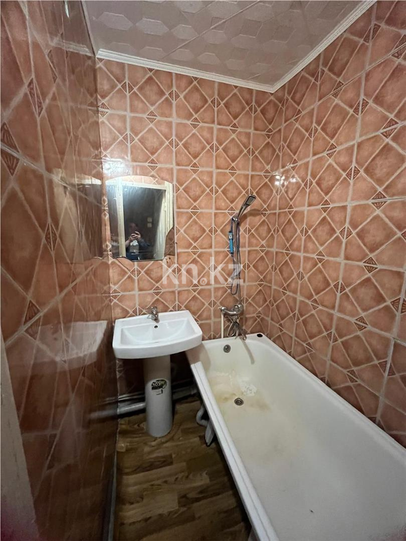 Продажа 1-комнатной квартиры, 30 м², мкр-н 18 - Продажа  однокомнатных квартир в Караганде с фото фото 5 из 8