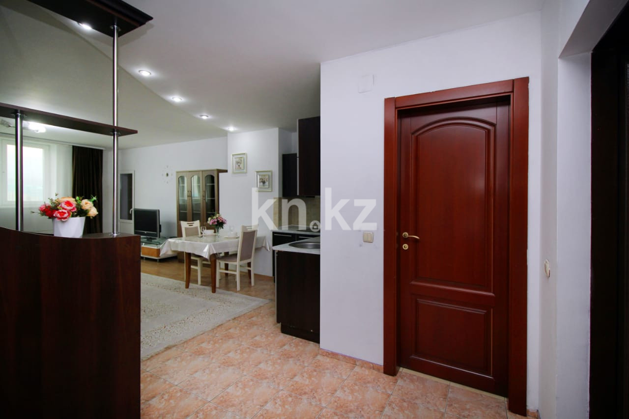 Аренда 1-комнатной квартиры посуточно, 50 м², ул. Хусаинова, дом  225 - ул. Ескараева - Аренда жилой и коммерческой недвижимости в Алматы фото 4 из 20