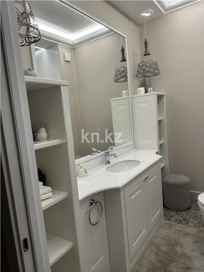 Продажа 3-комнатной квартиры, 163 м², ул. Желтоксан, дом  2/3 в Астане - фото 6