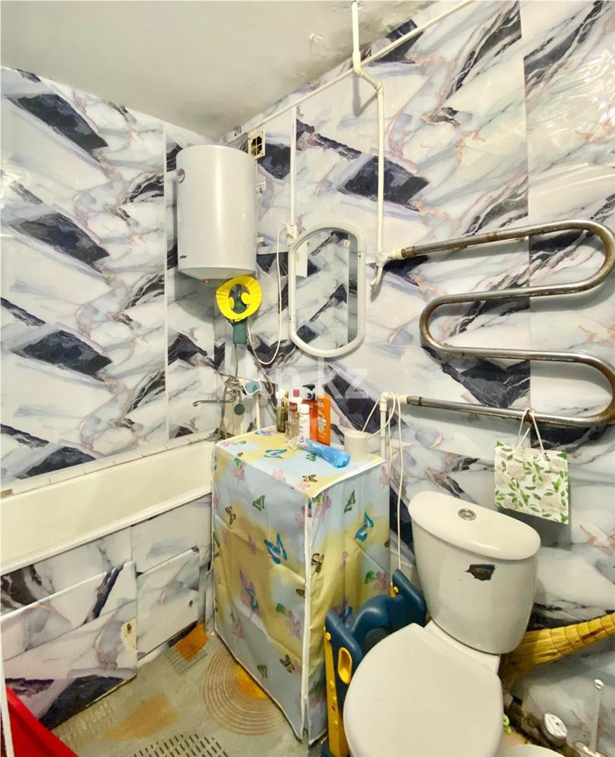 Продажа 3-комнатной квартиры, 63 м², мкр-н 14 - Продажа квартир в Караганде фото 10 из 11