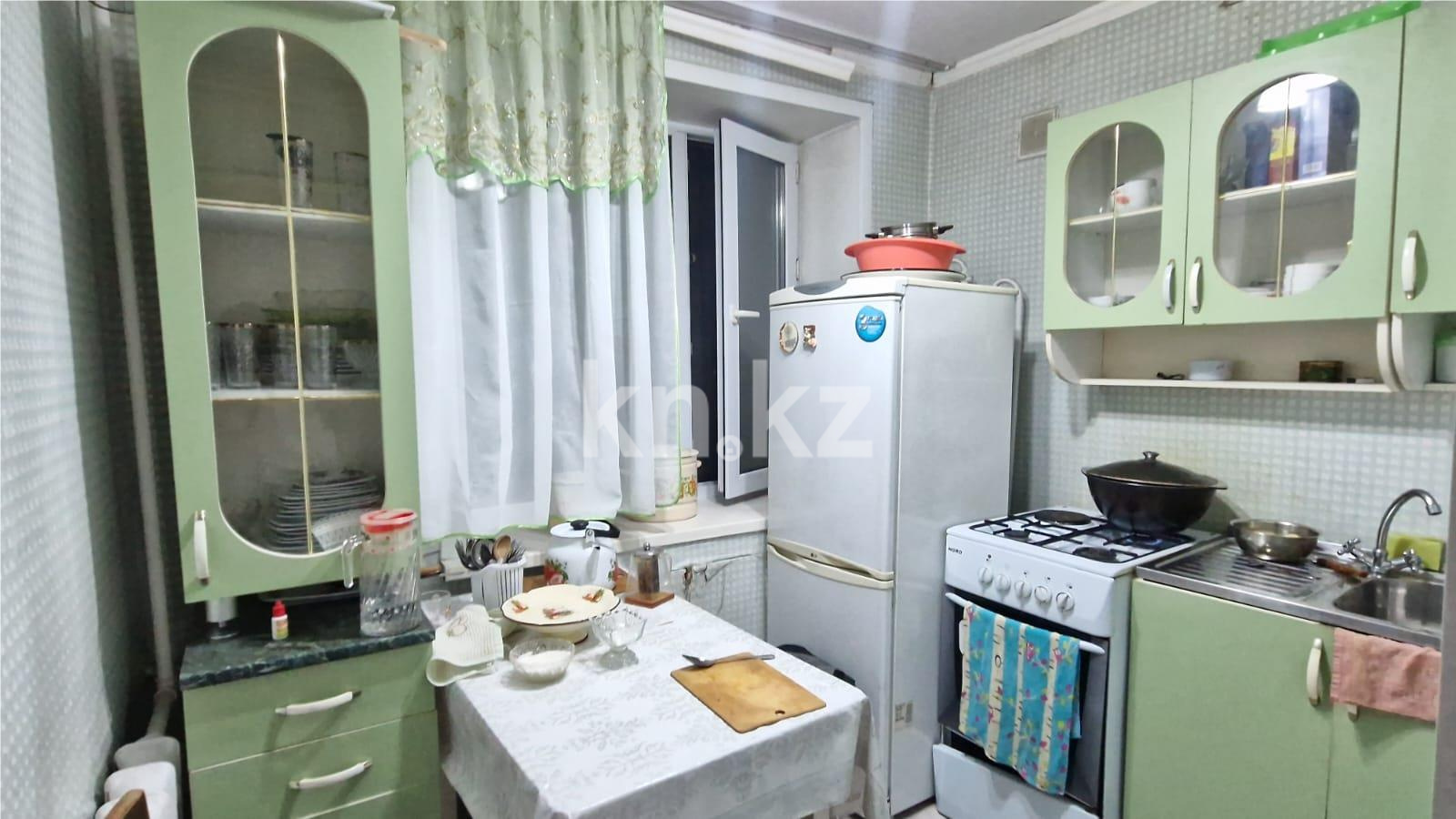 Продажа 3-комнатной квартиры, 57 м², мкр-н 22 в Караганде - фото 10