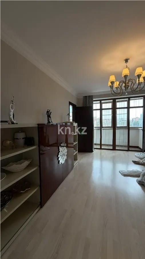 Продажа 4-комнатной квартиры, 171.9 м² в Астане