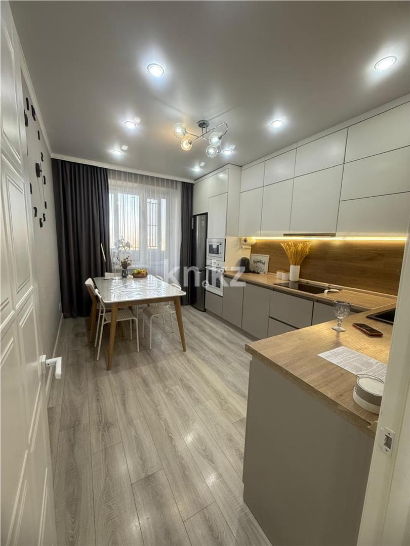 Продажа 3-комнатной квартиры, 75 м², ул. Дюсембекова в Караганде - фото 13