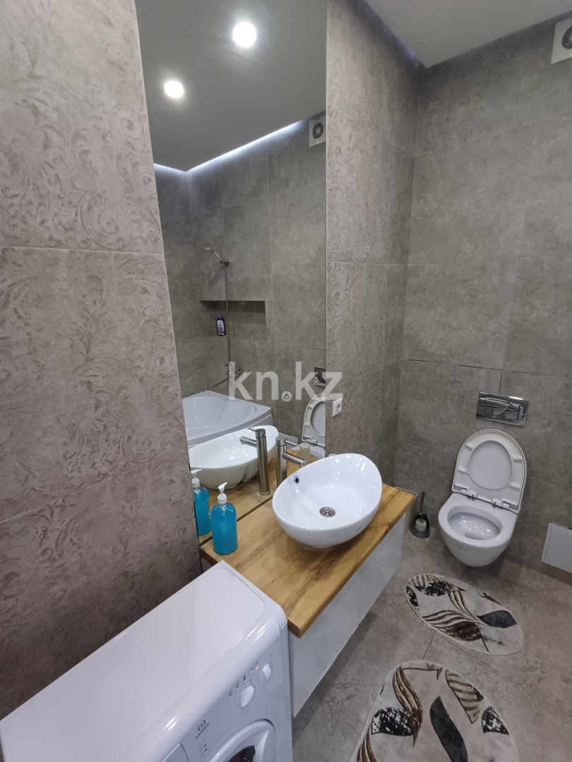 Аренда 2-комнатной квартиры посуточно, 86 м², ул. Лободы, дом  5 - Аренда  двухкомнатных квартир посуточно в Караганде фото 3 из 9