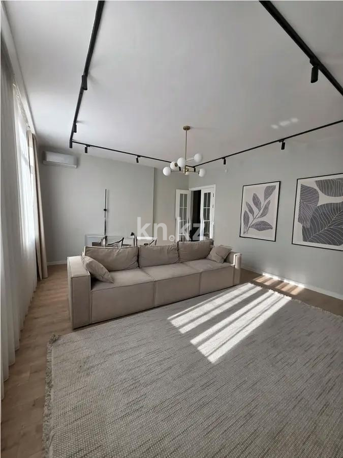 Продажа 4-комнатной квартиры, 130 м² в Астане
