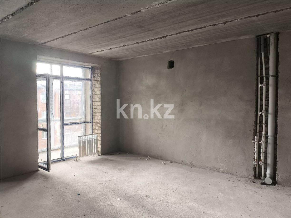 Продажа 1-комнатной квартиры, 40 м², ул. Муканова - Продажа  однокомнатных квартир в Караганде фото 1 из 5