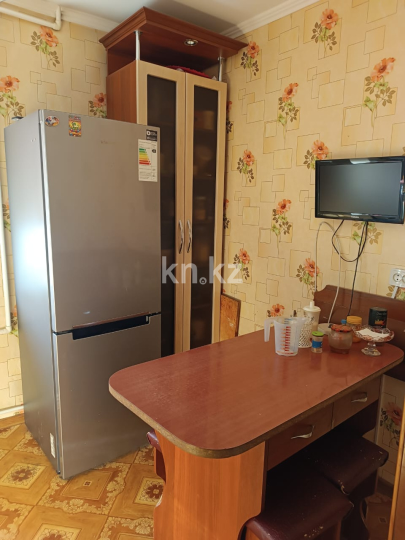 Продажа 4-комнатной квартиры, 100 м², ул. Бакинская - Продажа  четырехкомнатных квартир в Караганде фото 12 из 34