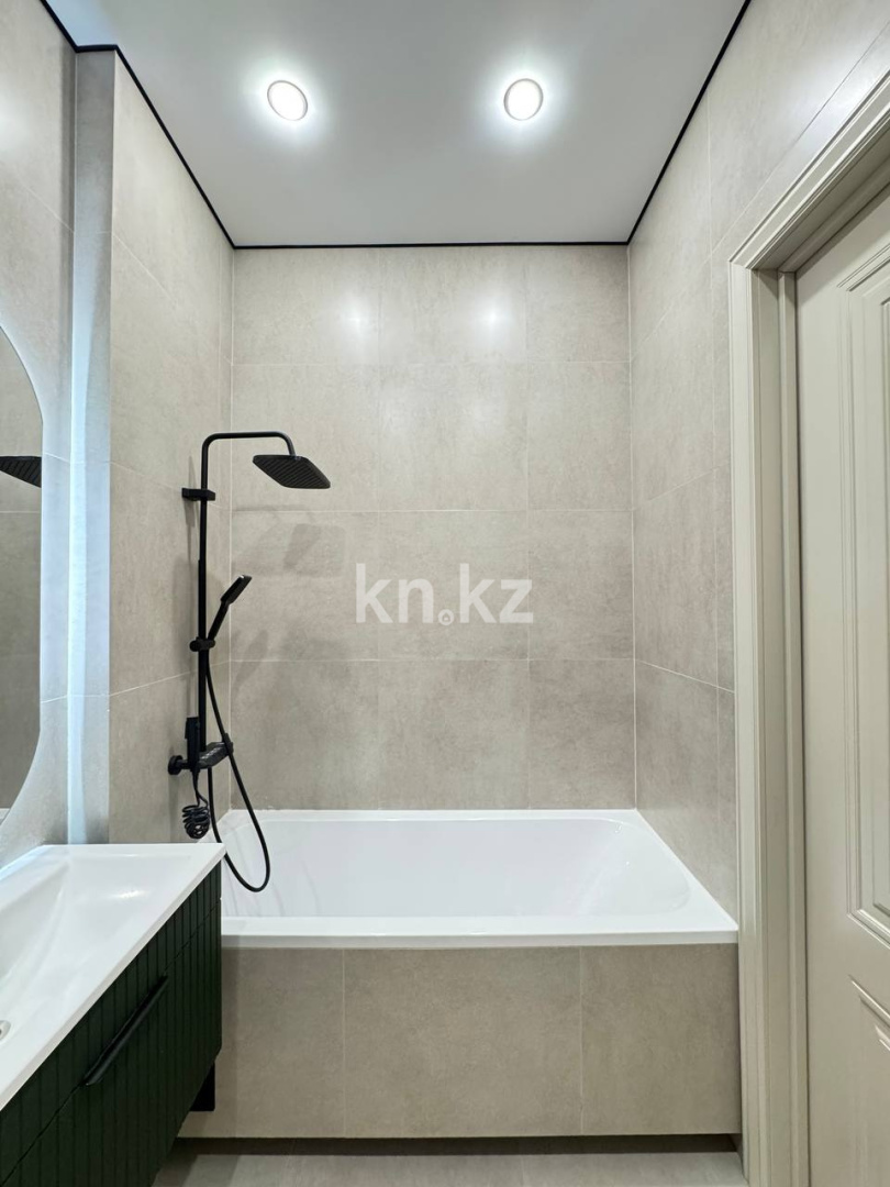 Продажа 3-комнатной квартиры, 66.4 м² в Астане - фото 20