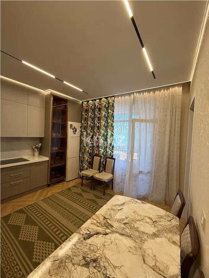 Продажа 4-комнатной квартиры, 135 м², ул. Бухар жырау, дом  31 в Астане - фото 5