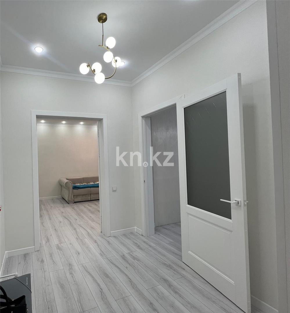 Продажа 3-комнатной квартиры, 95 м² - Продажа офисных и торговых помещений в Актау фото 2 из 15