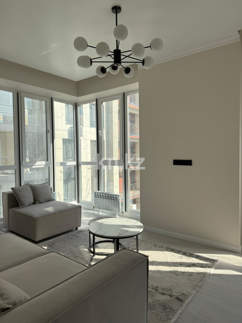 Продажа 3-комнатной квартиры, 80 м², пр. Абая в Алматы