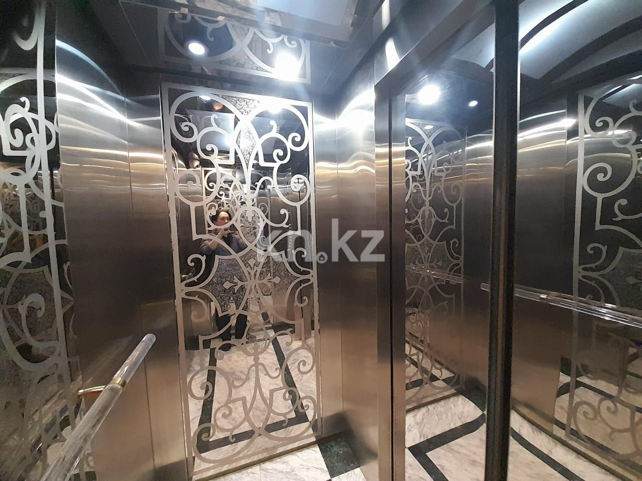 Продажа 3-комнатной квартиры, 84 м², ул. Ержанова, дом  34/1 - Продажа квартир в Караганде фото 1 из 17