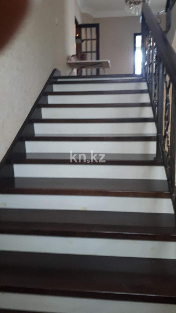 Продажа 6-комнатного дома, 644 м², ул. Сейткулова - Продажа домов и коттеджей в Караганде фото 17 из 20