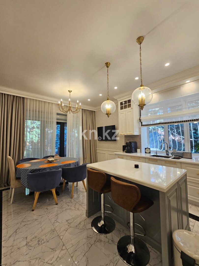 Продажа 7-комнатного дома, 380 м² в Алматы - фото 7