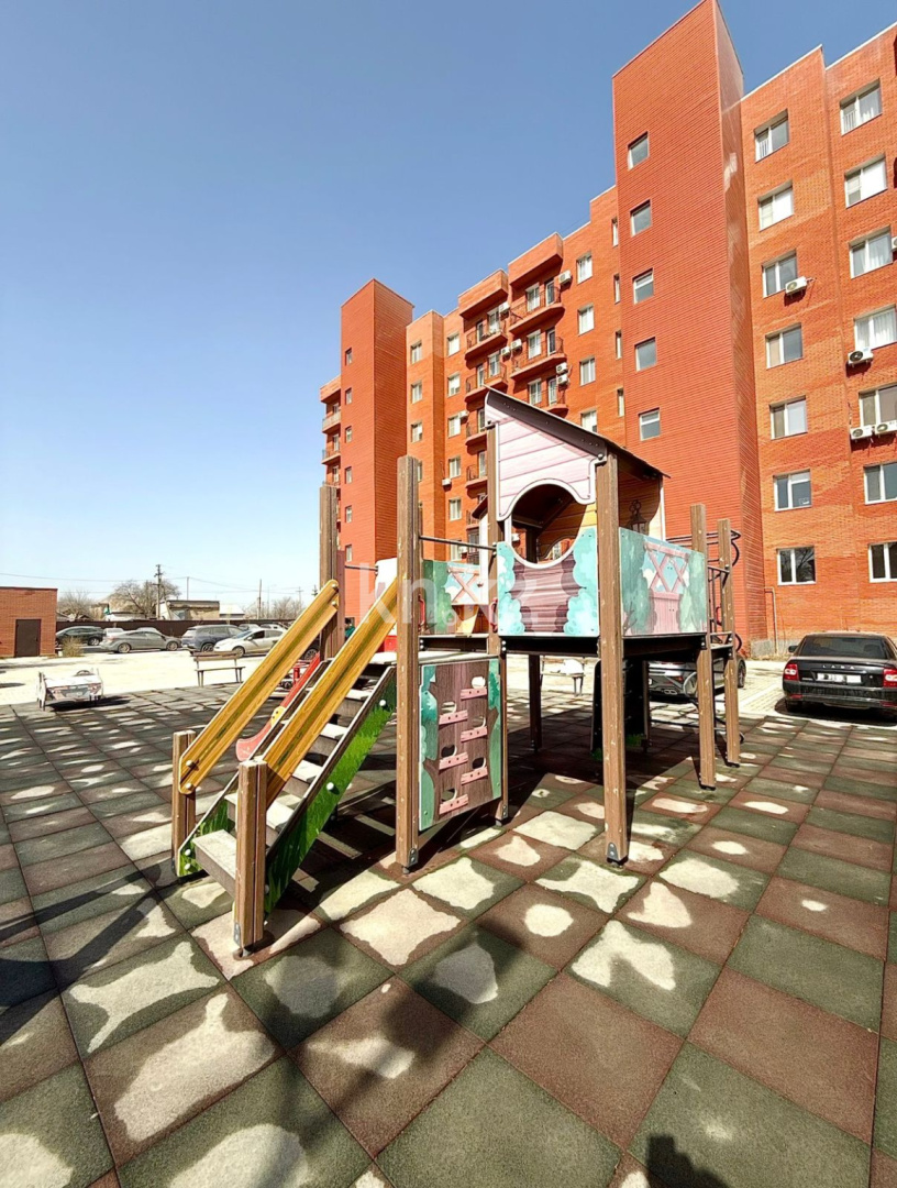 Продажа 5-комнатной квартиры, 140 м² в Атырау